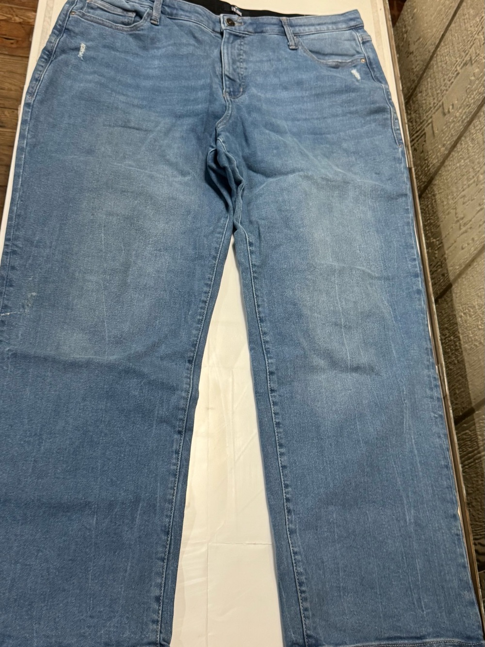 LuLaRoe Women’s Straight Leg Stretch Jeans in Dark Blue Denim size 34
